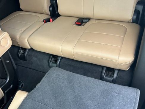 Certified 2023 Chevrolet Traverse Premier image 43