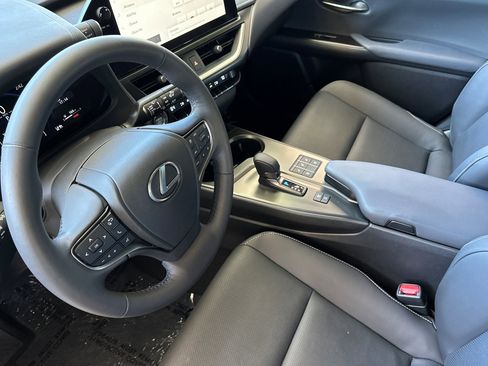 Used 2025 Lexus UX 300h FWD w/ Cold Area Package image 10