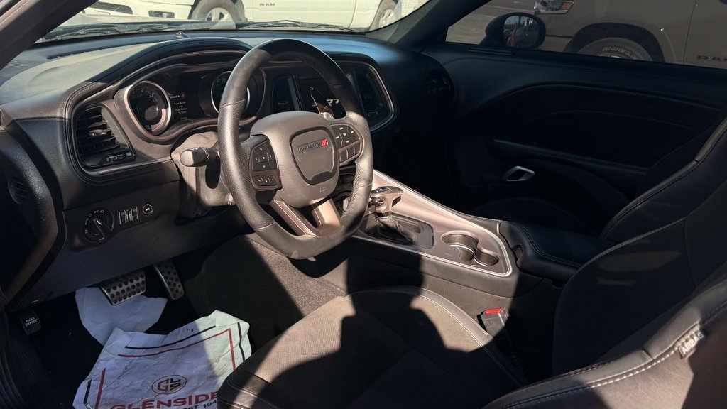 Used 2022 Dodge Challenger R/T Scat Pack RWD image 5
