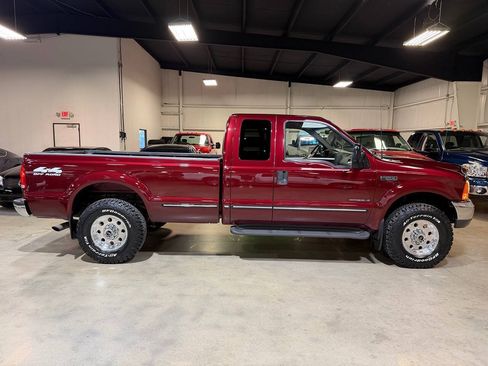 Used 1999 Ford F250 XLT AWD/4WD image 7