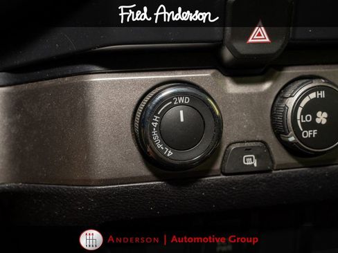 Used 2021 Toyota Tacoma SR5 w/ SR5 Appearance Package (SM) AWD/4WD image 13
