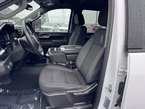 Used 2024 Chevrolet Silverado 2500 LT image 20