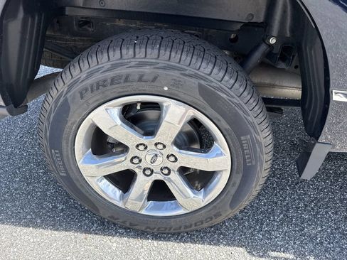 Used 2023 Ford F150 Lariat w/ Equipment Group 502A High AWD/4WD image 17
