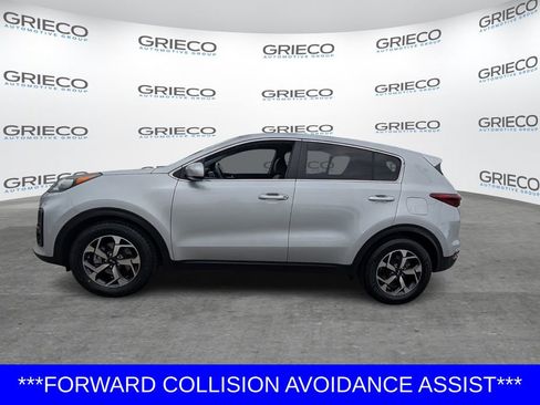 Used 2022 Kia Sportage LX image 4