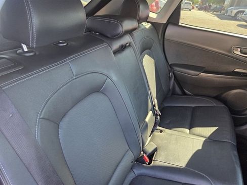 Used 2020 Hyundai Kona Limited FWD image 10
