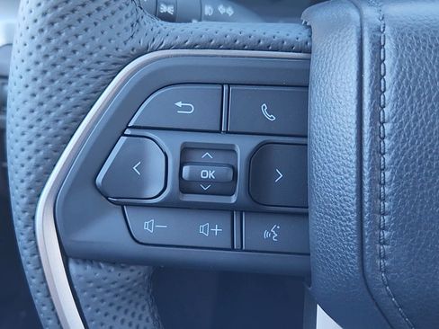 New 2025 Toyota Tacoma SR5 image 11