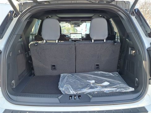 New 2026 Ford Explorer ST w/ Sun And Sound Package image 14