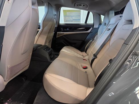 New 2026 Porsche Panamera 4 E-Hybrid AWD/4WD image 11