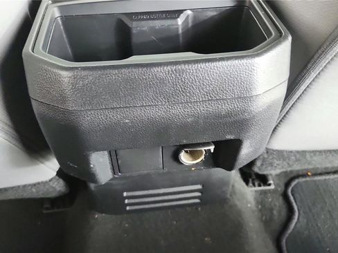 Used 2024 Toyota Tacoma TRD Off-Road image 14