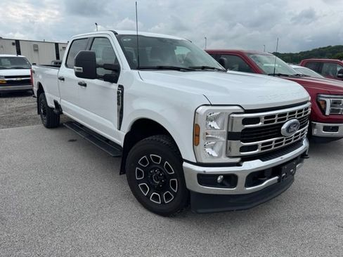Used 2024 Ford F250 XLT AWD/4WD image 1