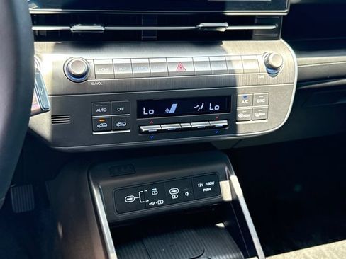 Used 2026 Hyundai Kona Limited FWD image 21