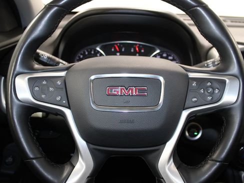 Used 2024 GMC Terrain SLT image 34