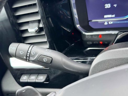 Used 2024 Chevrolet Silverado 1500 High Country image 29