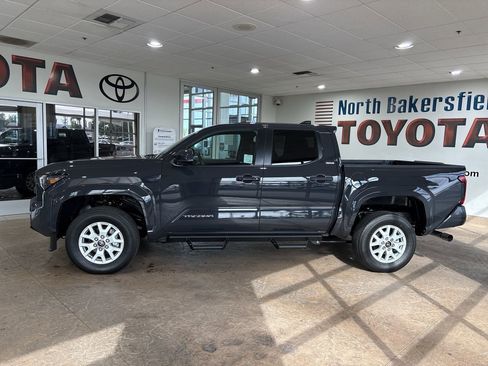 New 2026 Toyota Tacoma SR5 image 7