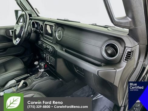 Used 2020 Jeep Wrangler Unlimited Sahara w/ Cold Weather Group image 31