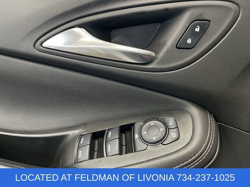 Used 2024 Buick Encore GX Preferred image 22