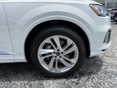 Used 2023 Audi Q7 3.0T Premium Plus AWD/4WD image 9