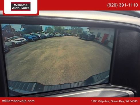 Used 2017 GMC Sierra 1500 SLE w/ SLE Value Package AWD/4WD image 19