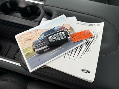 Used 2025 Ford Expedition Max Active image 6