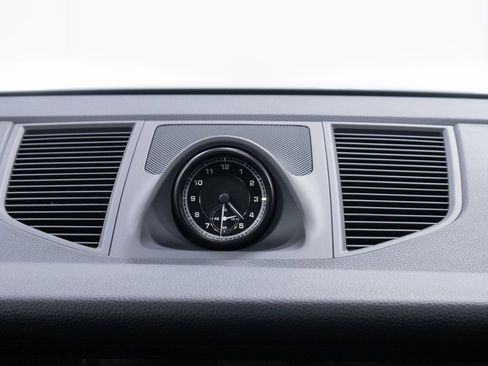 Certified 2025 Porsche Macan image 15