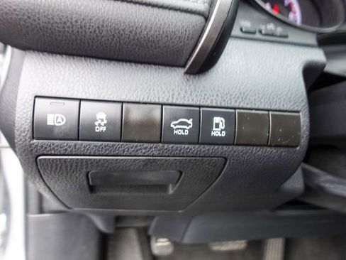 Certified 2024 Toyota Camry SE image 20