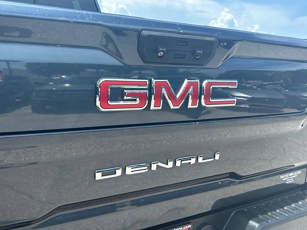 Used 2020 GMC Sierra 2500 Denali w/ Denali Ultimate Package AWD/4WD image 24