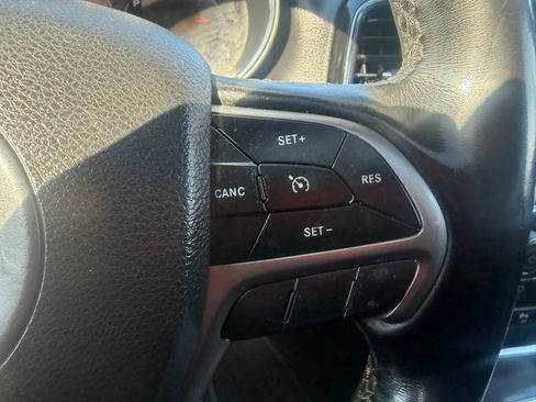Used 2021 Jeep Grand Cherokee Limited AWD/4WD image 14