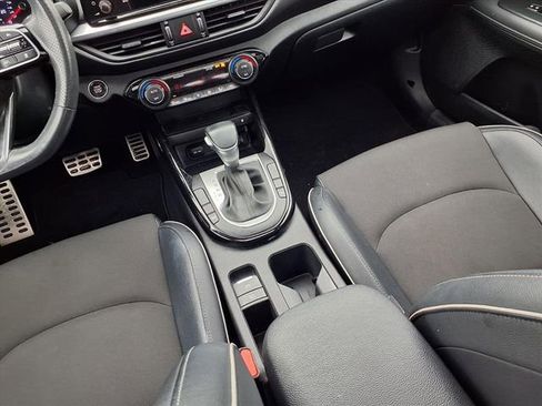 Used 2024 Kia Forte GT-Line w/ GT-Line Premium Package image 10