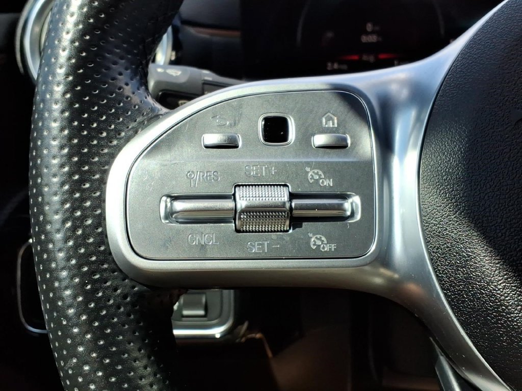 Used 2021 Mercedes-Benz A 220 image 25