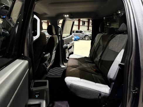 Used 2021 Ford F150 XLT w/ Equipment Group 302A High RWD image 17