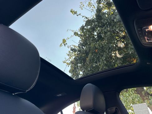 Used 2025 Mercedes-Benz CLA 250 image 16