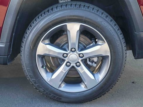 Used 2021 Jeep Grand Cherokee L Limited RWD image 10
