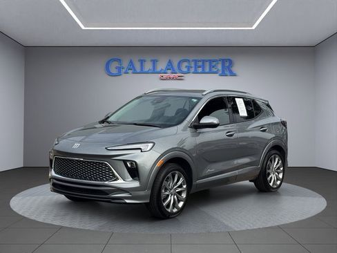 Used 2025 Buick Encore GX Avenir w/ Avenir Technology Package image 10