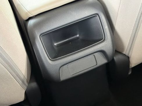 Certified 2024 Honda HR-V LX image 16