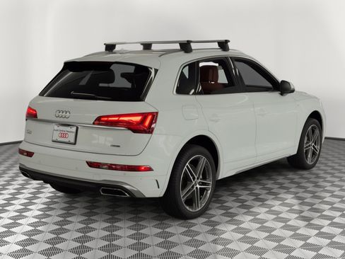 Certified 2023 Audi Q5 e Premium Plus w/ Premium Plus Package AWD/4WD image 9