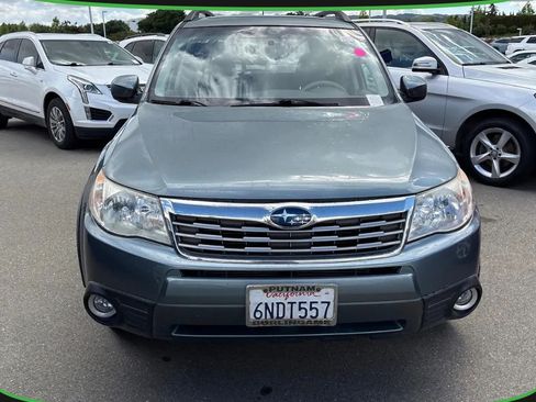 Used 2010 Subaru Forester 2.5X Limited AWD/4WD image 2