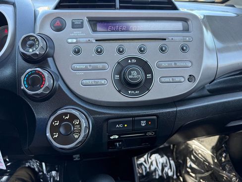 Used 2013 Honda Fit image 33