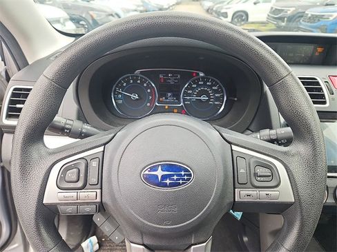 Used 2017 Subaru Forester 2.5i Premium image 19