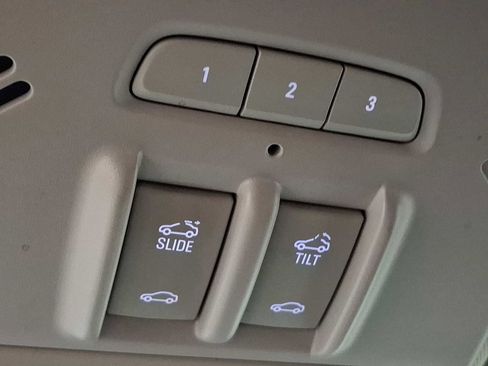 Used 2019 Buick Encore Essence w/ Experience Buick Package image 25