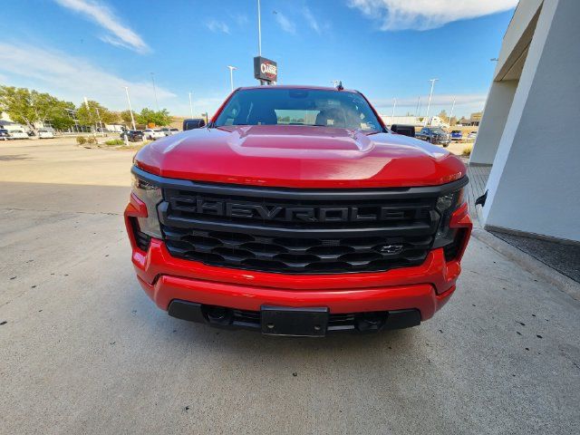 Used 2022 Chevrolet Silverado 1500 Custom AWD/4WD image 2