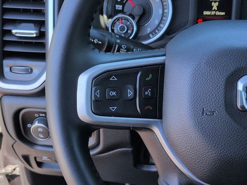 Used 2022 RAM 1500 Big Horn AWD/4WD image 19