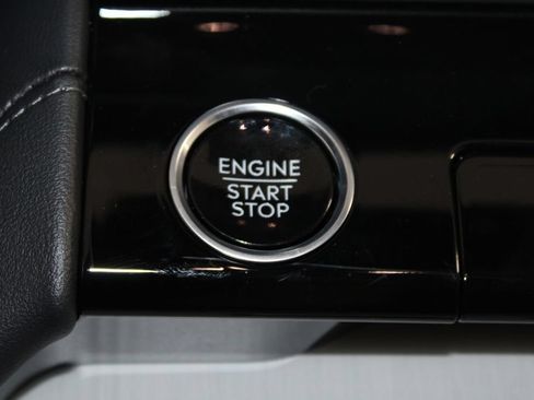New 2027 Lincoln Navigator L Premier RWD image 45