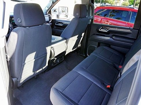 Used 2025 Chevrolet Silverado 2500 LT w/ Convenience Package AWD/4WD image 28