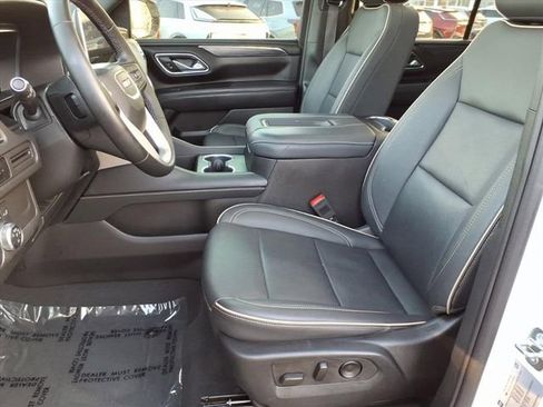 Used 2023 GMC Yukon SLT image 5