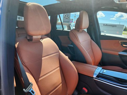 Used 2023 Mercedes-Benz GLC 300 4MATIC image 21