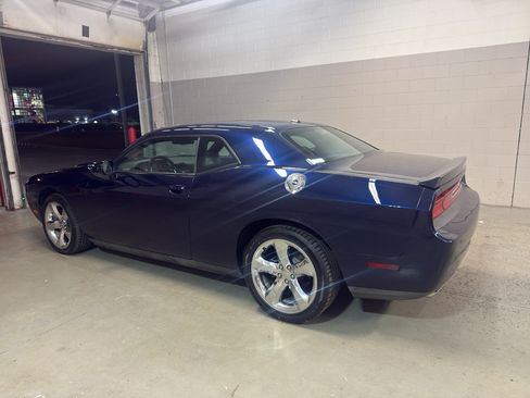 Used 2013 Dodge Challenger R/T Plus RWD image 5