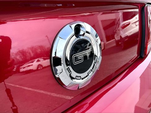 Used 2006 Ford Mustang GT Premium image 8