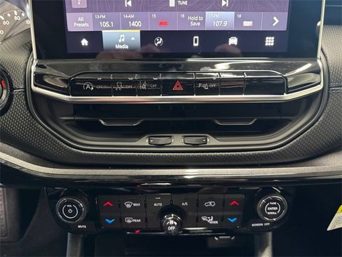 New 2026 Jeep Compass Limited image 3