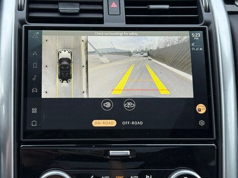 Certified 2025 Land Rover Discovery S AWD/4WD image 28