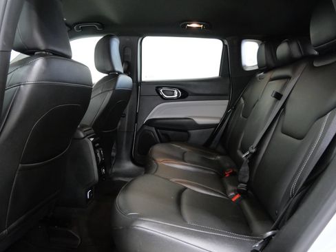 Used 2025 Jeep Compass Limited AWD/4WD image 24
